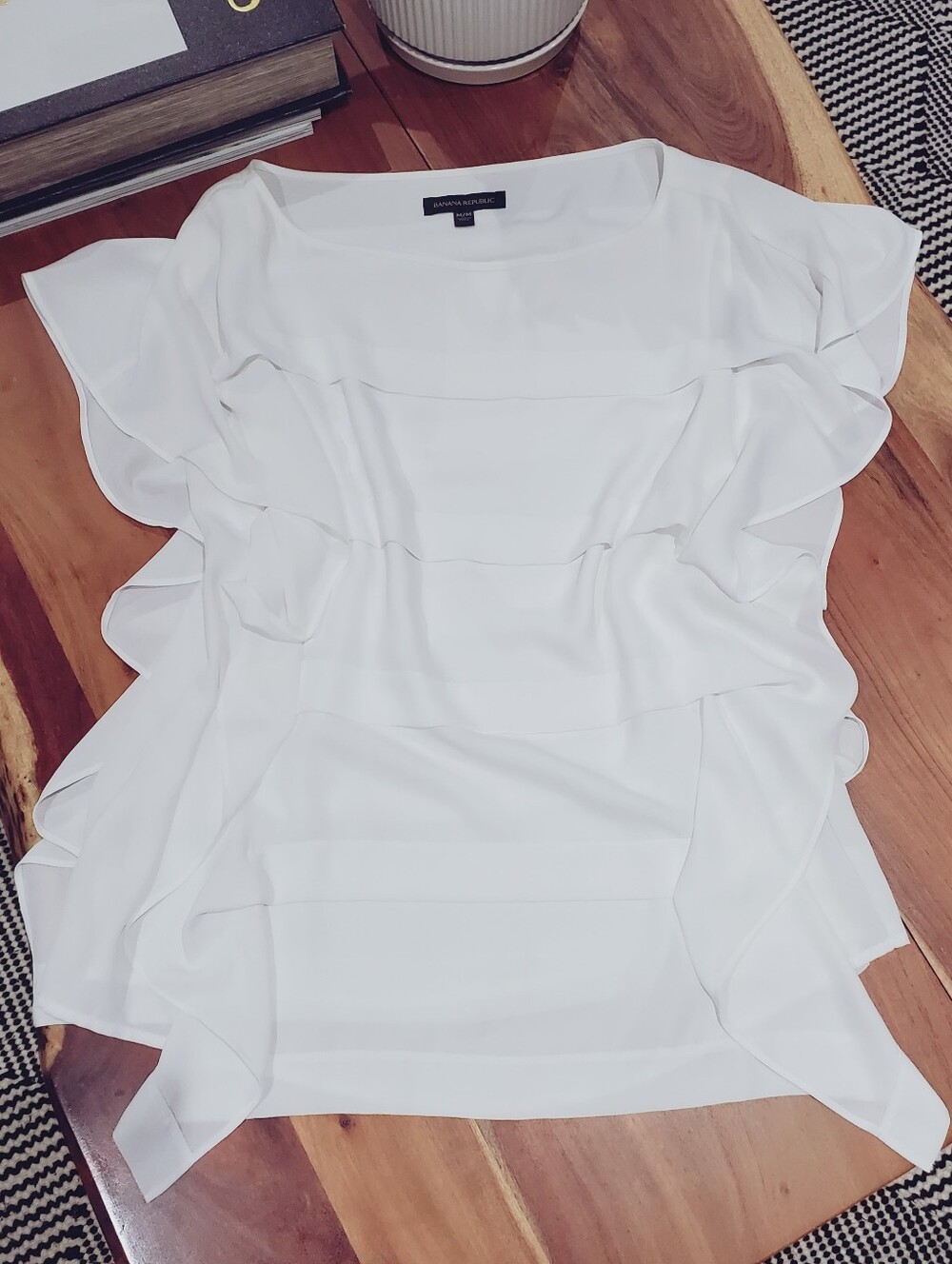 Banana Republic White Ruffled Tiered Butterfly Sleeve Blouse